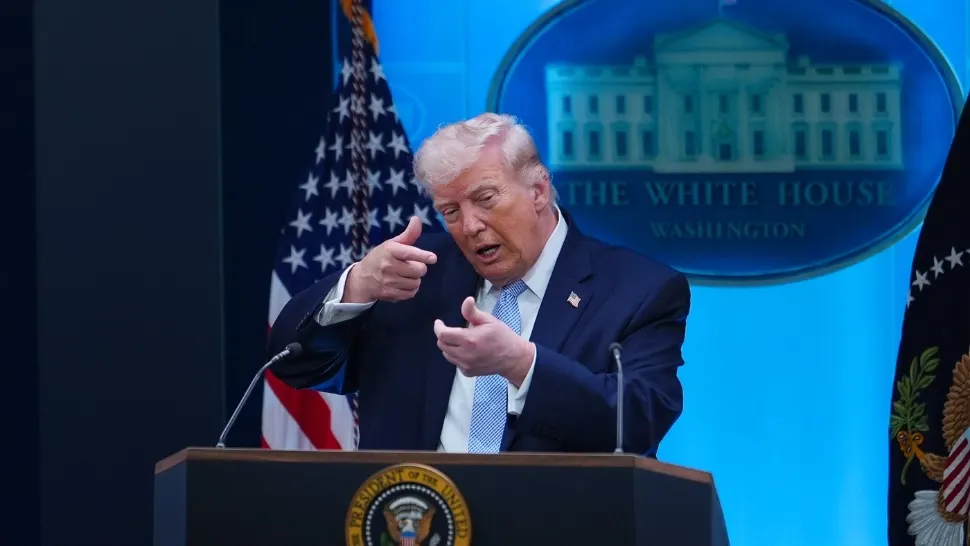 Donald Trump: „Eram la o oră distanță de bombardamente masive în Iran”