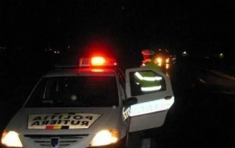 Accident la Onești, provocat de un “șofer” de 16 ani
