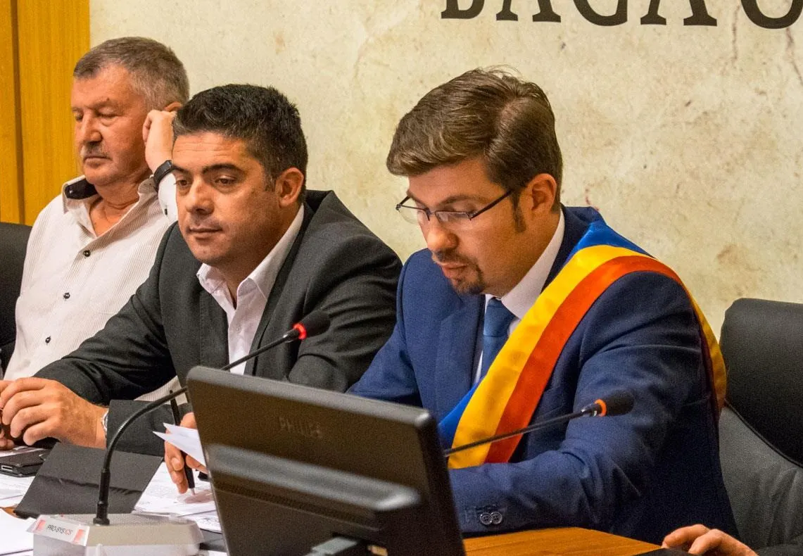 Necula i-a pus gând rău viceprimarului Ștefan. Vrea să îl demită pentru că prea se bagă în față