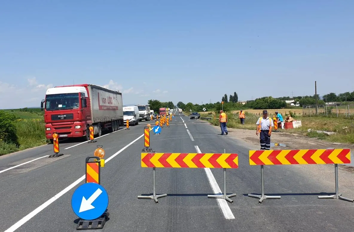 Restricții de trafic impuse de lucrări pe DN2, la Valea Seacă