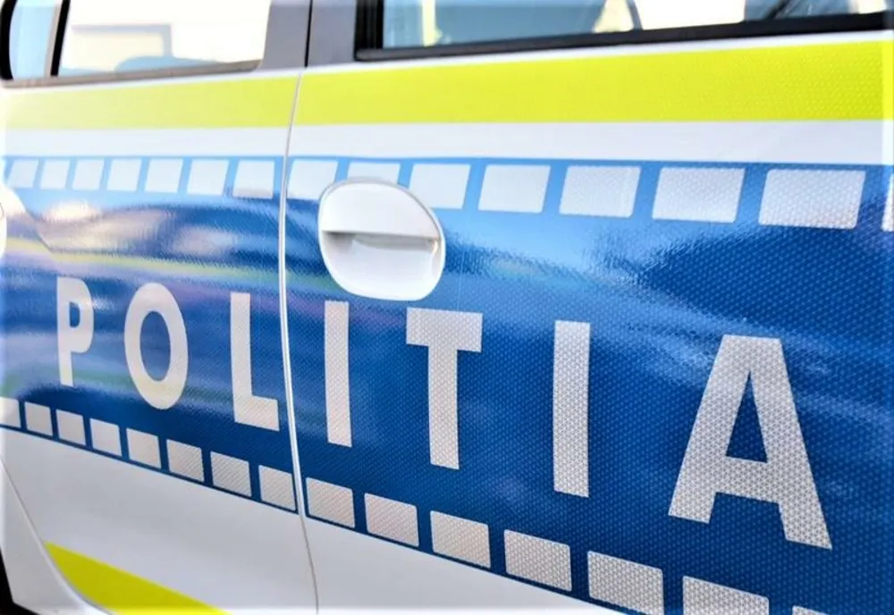 Ce a făcut un tânăr de 21 de ani după ce a lovit o femeie cu autoturismul. Polițiștii au intrat în alertă