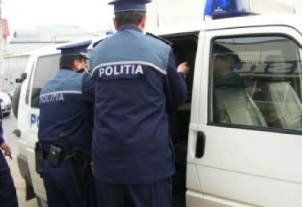 Doi hoți din Târgu Mureș care acționau în Bacău, prinși de polițiști