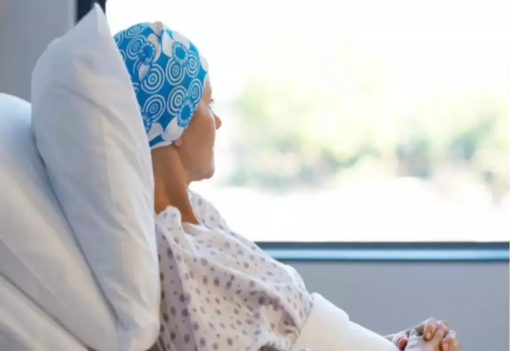 Concediu de până la 45 de zile pentru îngrijirea pacienților oncologici 