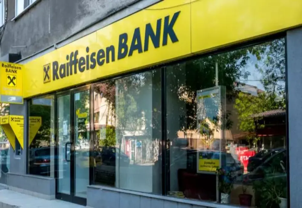Raiffeisen Bank anunță probleme cu unele plăți. Pe rețelele sociale circulă informații privind întârzieri de salarii