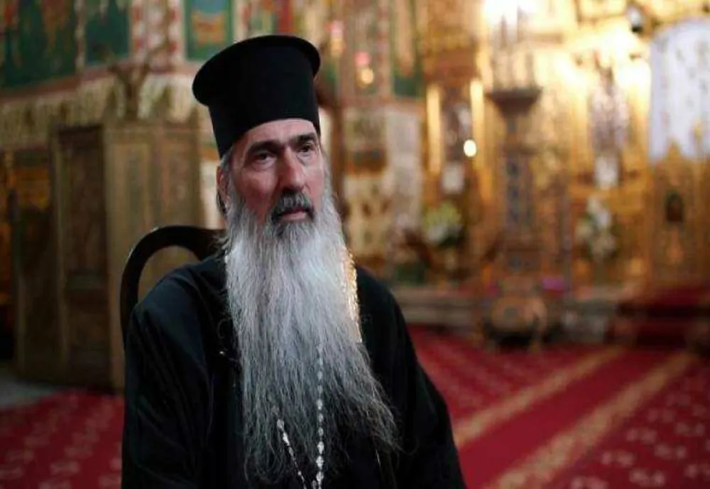 ARHIEPISCOPUL TOMISULUI, TEODOSIE, VA FI CERCETAT PENTRU ÎNCĂLCAREA REPETATĂ A HOTĂRÂRILOR SFÂNTULUI SINOD