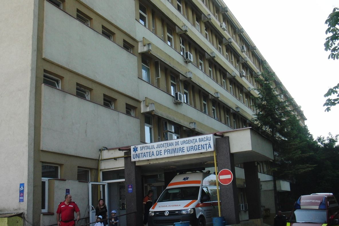 Primăria Bacău și Consiliul Județean își dau mâna ca să amenajeze o parcare la Spitalul Județean