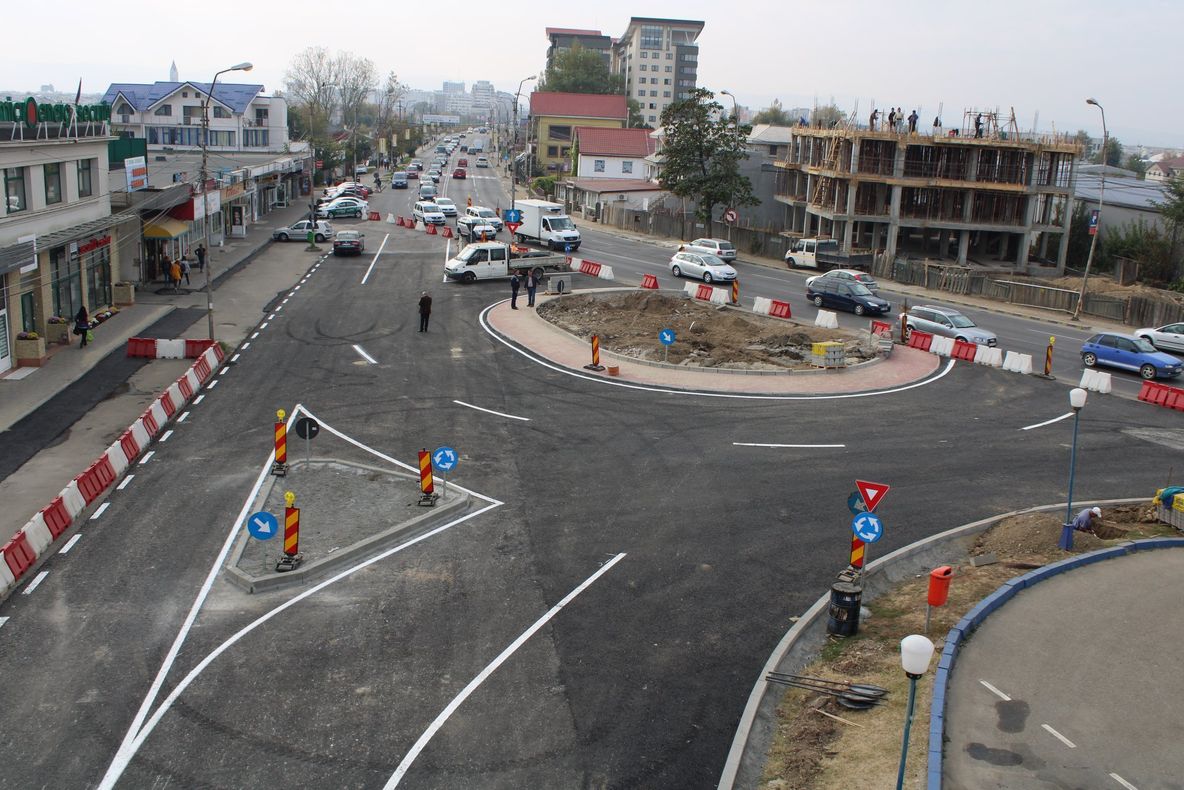 Restricție:Circulație pe o singură bandă în giratoriul din Șerbănești