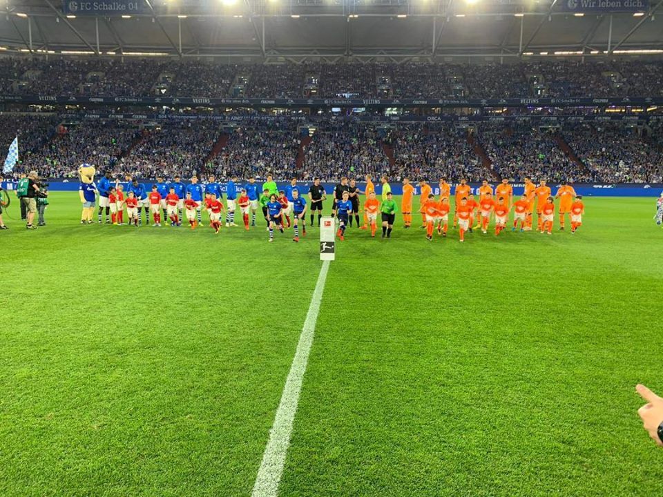 GALERIE FOTO: S-a împlinit un vis: Puștii Bacăului, de mână cu vedetele lui Schalke și Hoffenheim