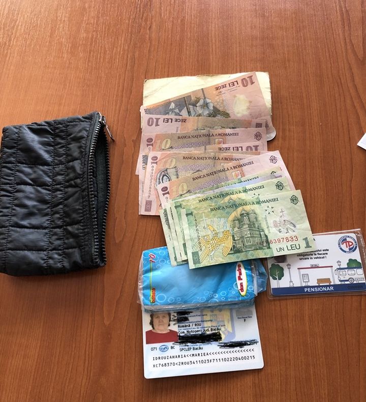 Tot mai mulți băcăuani își pierd actele și banii. Cum dă norocul peste unii dintre ei