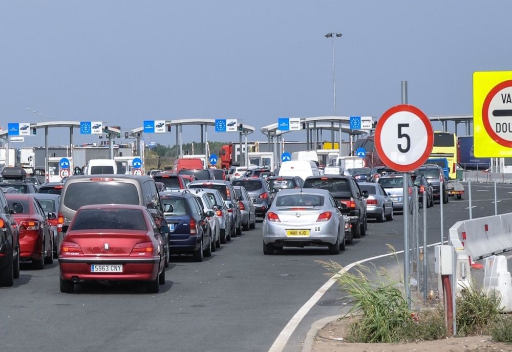 Ministrul sănătății estimează ca la zece zile după Sărbătorile Pascale să existe un vârf al pandemiei de COVID-19