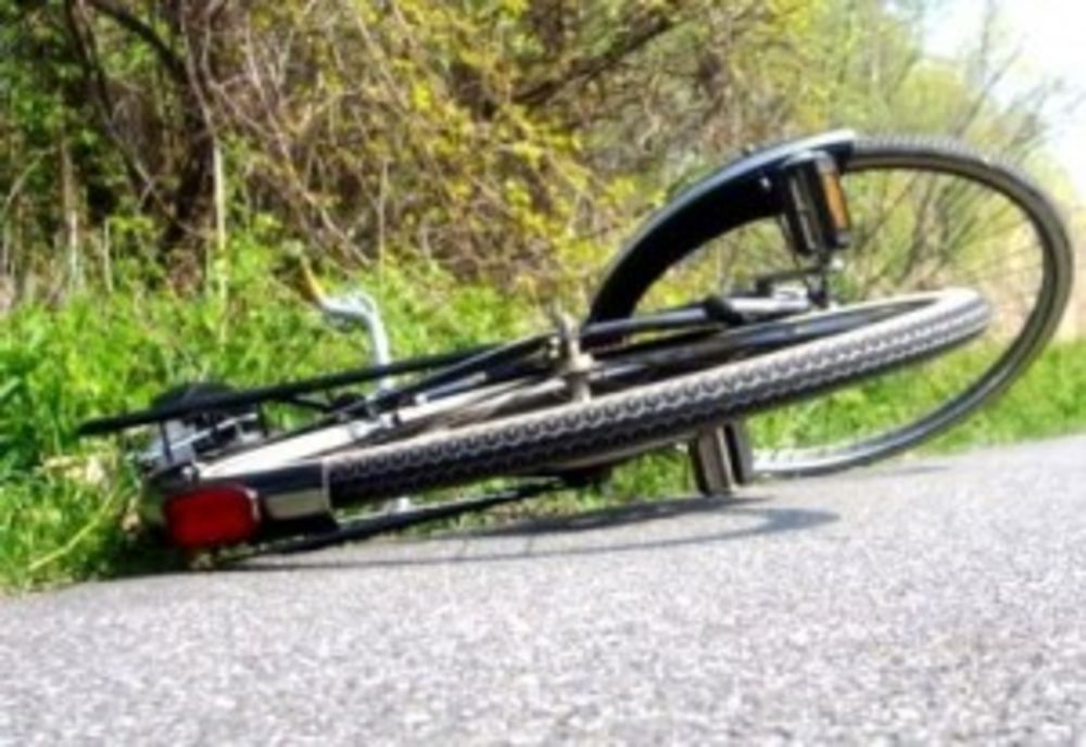 Biciclist accidentat în comuna Luizi Călugăra