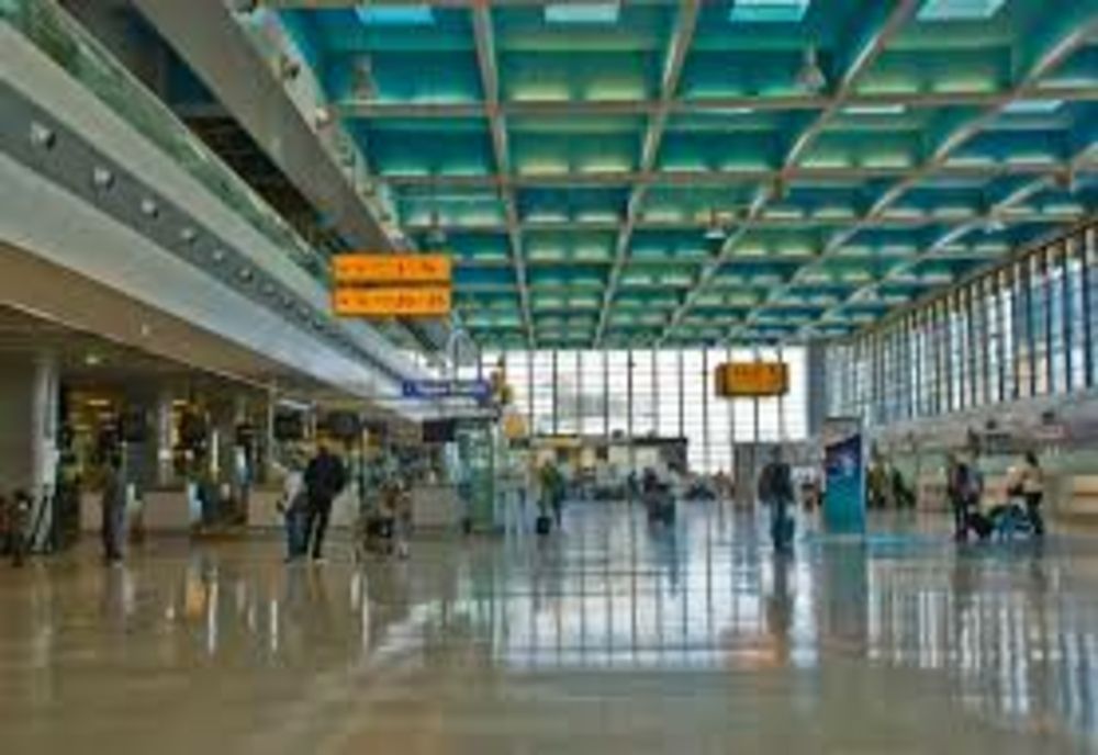 Aerporturile din Bacău, Iași, Cluj, Sibiu și Craiova vor primi ajutoare de stat