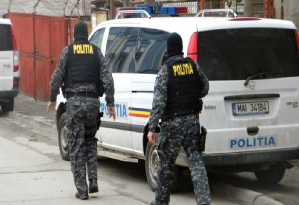 Percheziție domiciliară pe raza județului Galați, la un tânăr bănuit de înșelăciune