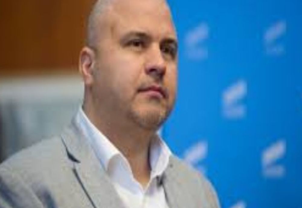 Mesajul lui Emanuel Ungureanu pentru Klaus Iohannis: ”Ești un blestem peste alte blesteme care au nenorocit România!”