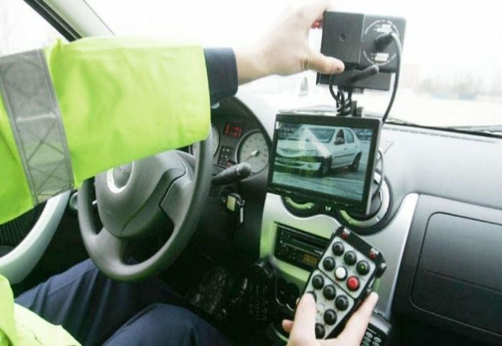 A condus băut și cu viteză peste limita legală