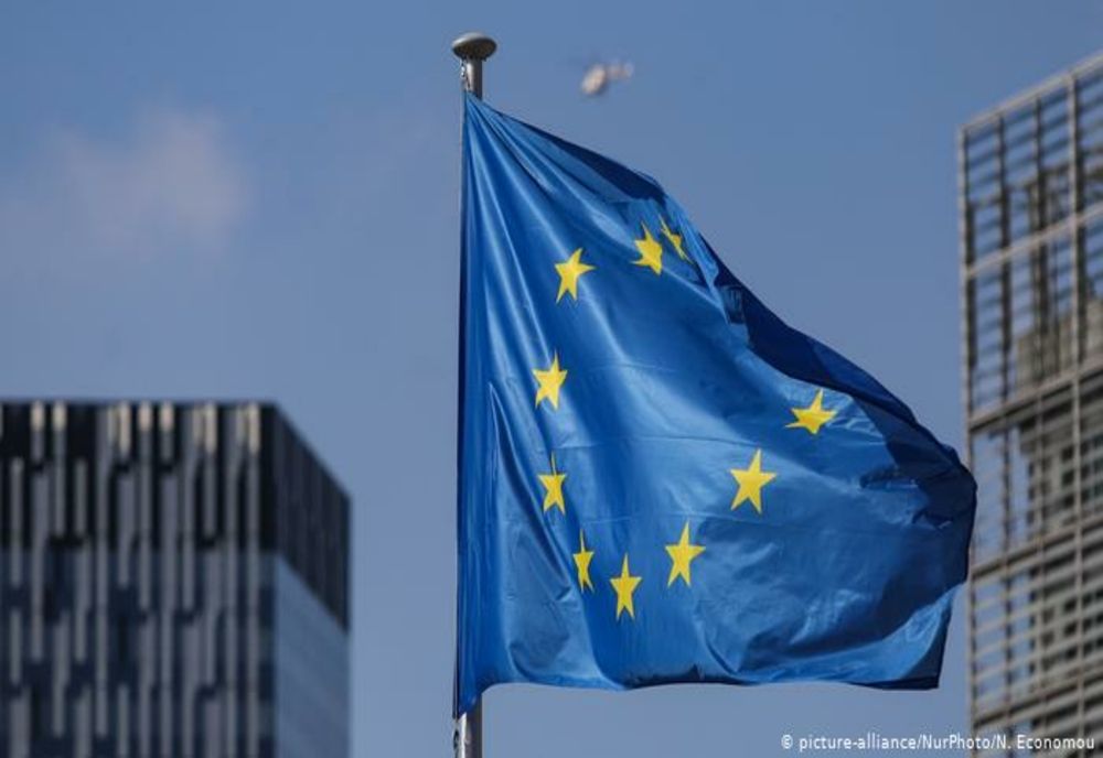 Decizie istorică a Uniunii Europene: Embargou asupra importului de petrol rusesc