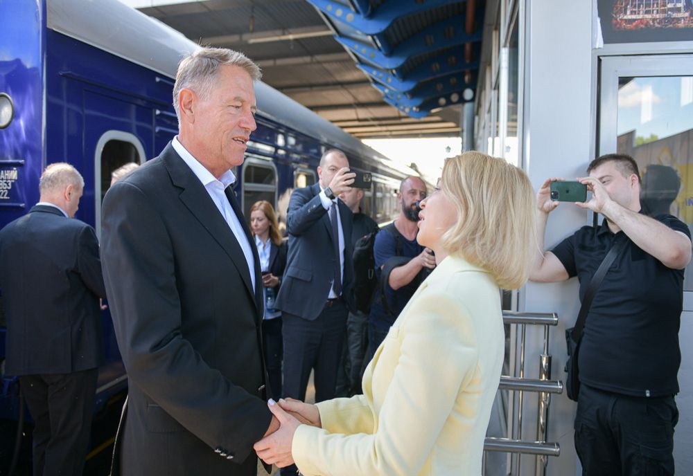 Presedintele Iohannis a ajuns la Kiev, alaturi de președintele Franței, Emmanuel Macron, cancelarul german Olaf Scholz și de premierul italian Mario Draghi 