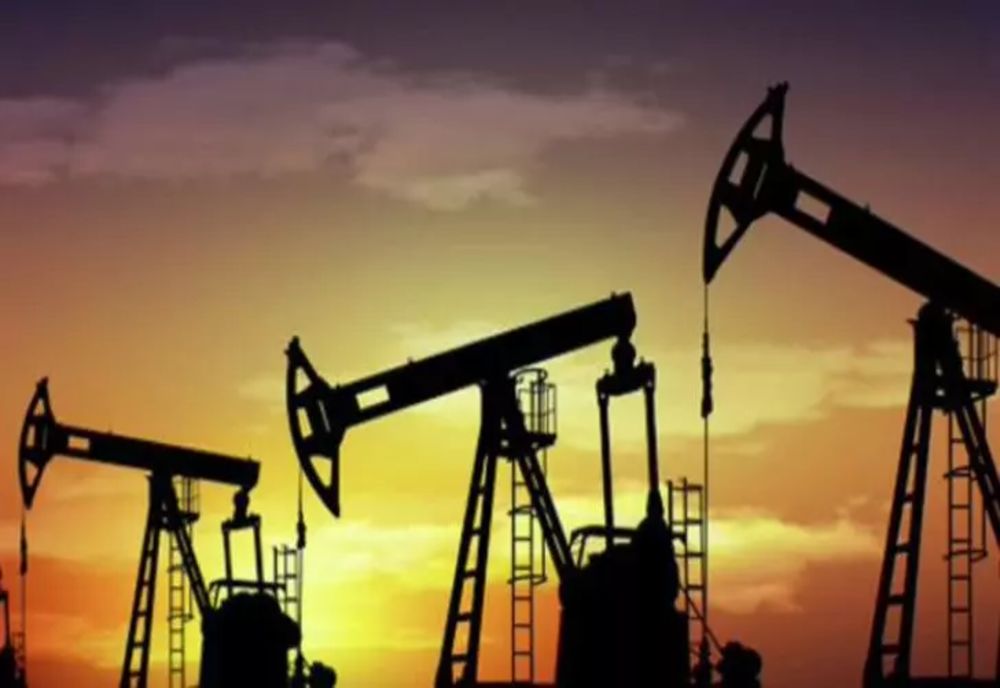 Prețul petrolului a scăzut cu 3% - Motivul este unul surprinzător