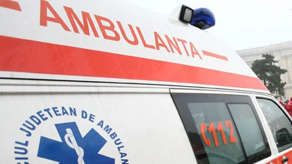 Fetiță de 11 ani, la un pas de tragedie în Mamaia. A fost resuscitată și transportată de urgență la spital