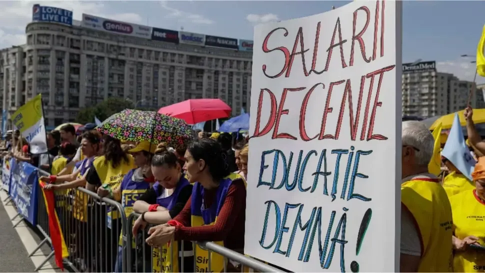 Federațiile din Educație refuză negocierile pe legea salarizării: „Nu girăm un exercițiu de imagine!”