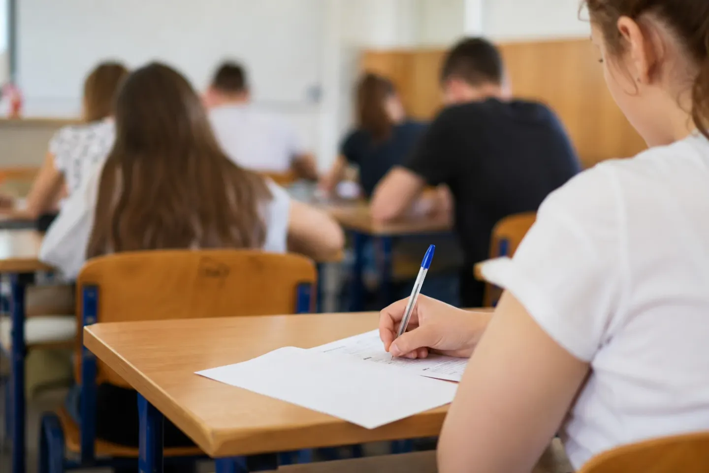 Titularizare 2026: Peste 37.000 de candidați susțin proba scrisă. Când se afișează rezultatele