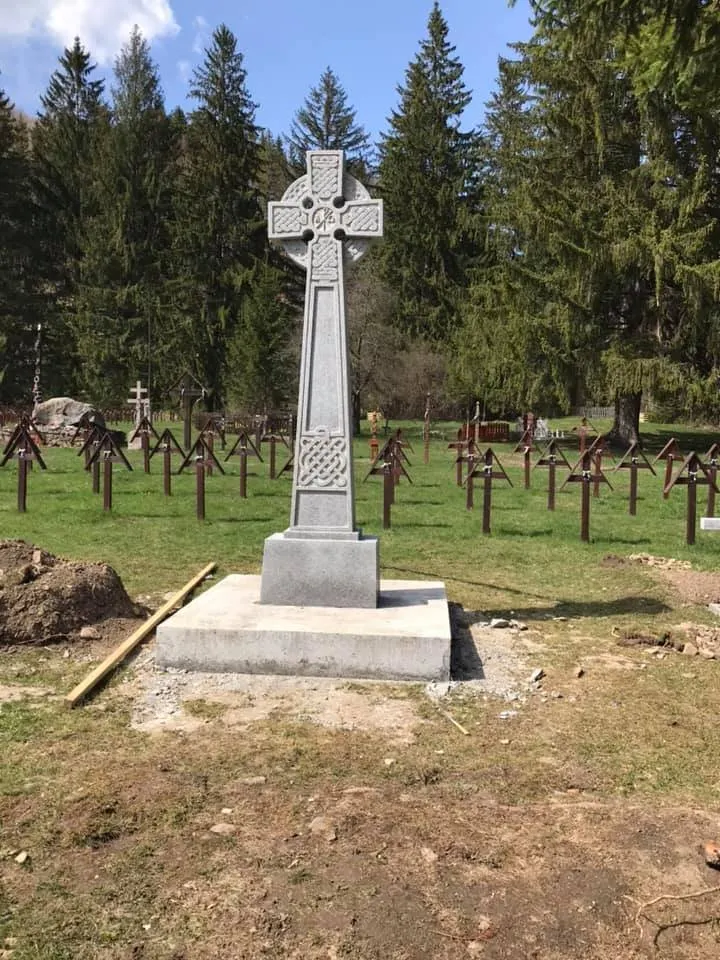 cimitir eroi2
