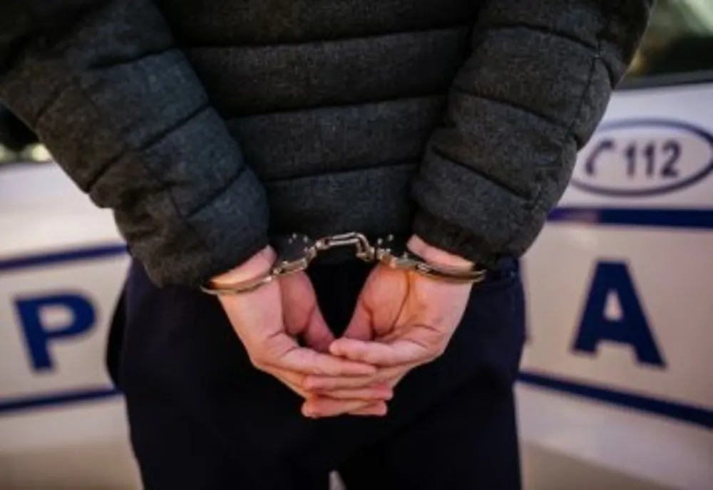 Tânăr de 21 de ani, condamnat la închisoare pentru furt calificat
