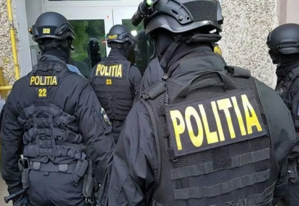 Un gălățean s-a folosit de cartea de identitate a unui bărbat să încheie mai multe contracte pe numele acestuia