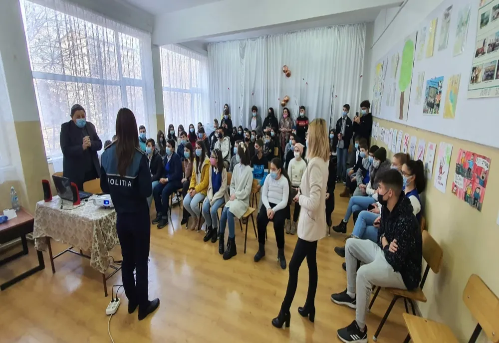 Polițiștii băcăuani promovează TOLERANȚA