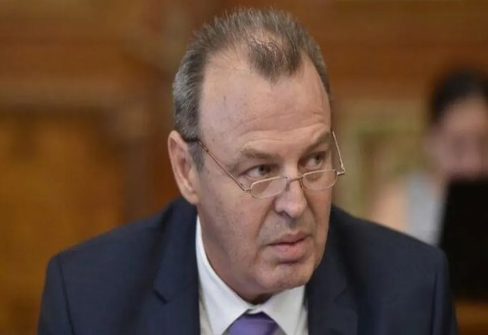 Fostul ministru PSD al Transporturilor care a intrat în "caracatița" de la Compania de Aeroporturi: Am fost avertizat că "nu știu cu cine mă pun"