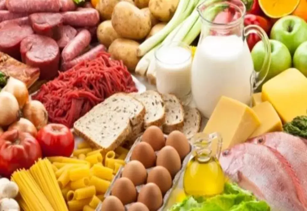 Plafonarea adaosului comercial la alimentele de bază a fost prelungită două luni