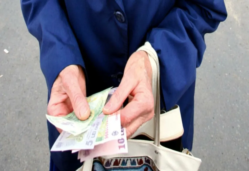 PENSII în funcție de anul nașterii. 1,6 milioane de români NU iau nimic la recalculare