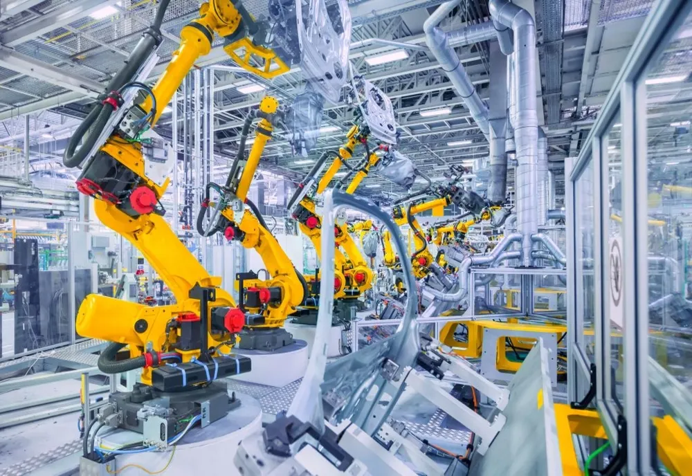 CIFRA DE AFACERI DIN INDUSTRIE A CRESCUT CU 3,8% ÎN PRIMUL SEMESTRU DIN 2024