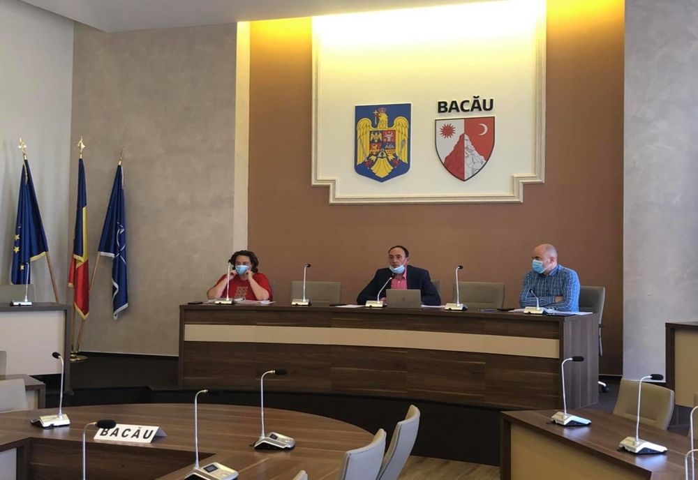 Consiliul Județean a alocat 800 de mii de lei pentru plata stimulentelor financiare către medici și asistenți