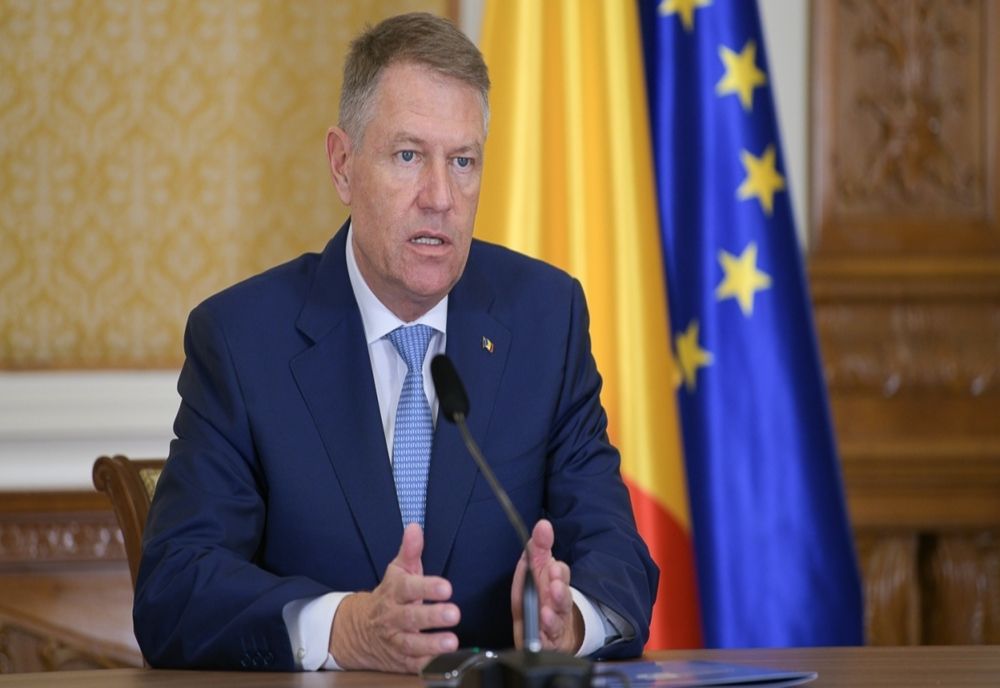 Mandatele primarilor, prelungite până în noiembrie