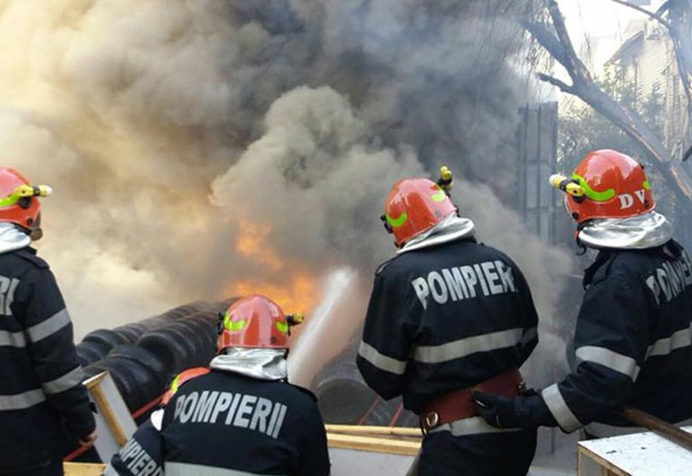 54 misiuni ale pompierilor băcăuani, în ultimele două zile