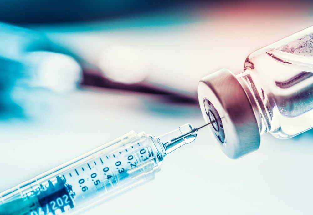 OMS: Copiii şi adolescenţii sănătoşi s-ar putea să nu mai aibă nevoie de vaccin anti-Covid