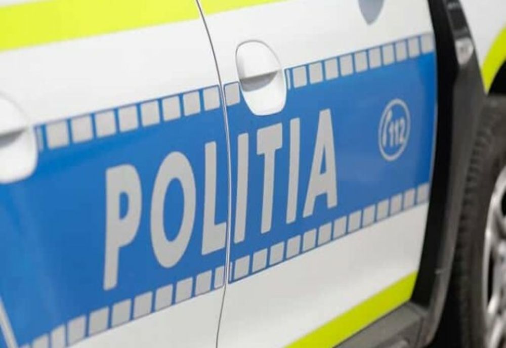 Băut bine, s-a urcat la volan. Polițiștii l-au tras pe dreapta și i-au făcut dosar penal