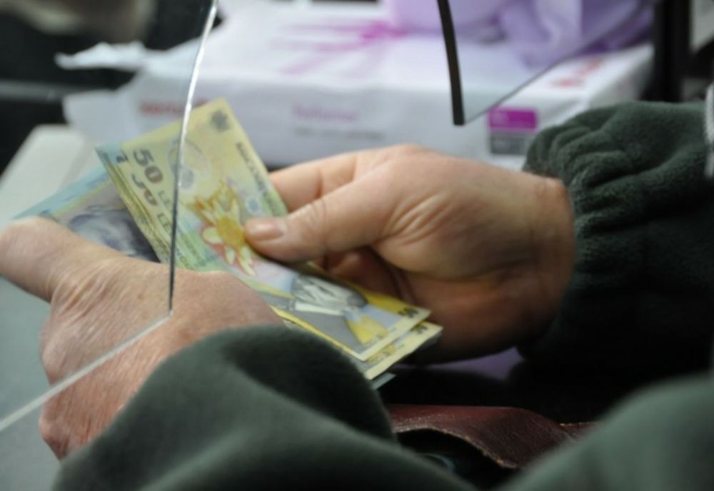 Legea pensiilor 2024. Se iau în calcul noi venituri obținute în câmpul muncii pentru ca pensiile să crească