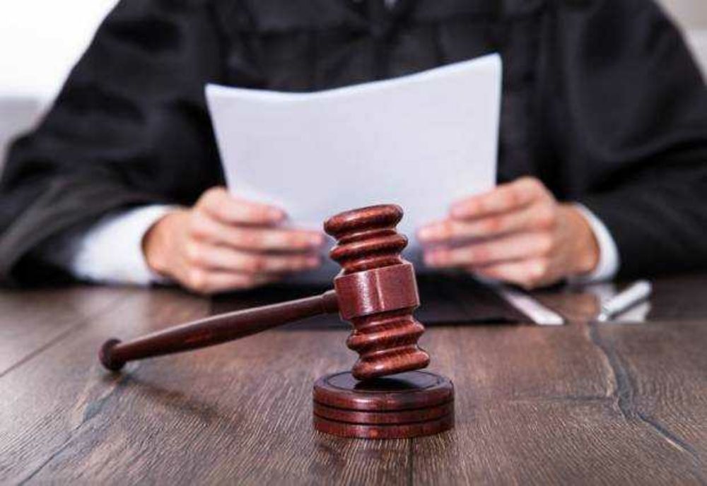 „Eroii” din justiție, pensii de peste 7.500 de euro, lux și opulență