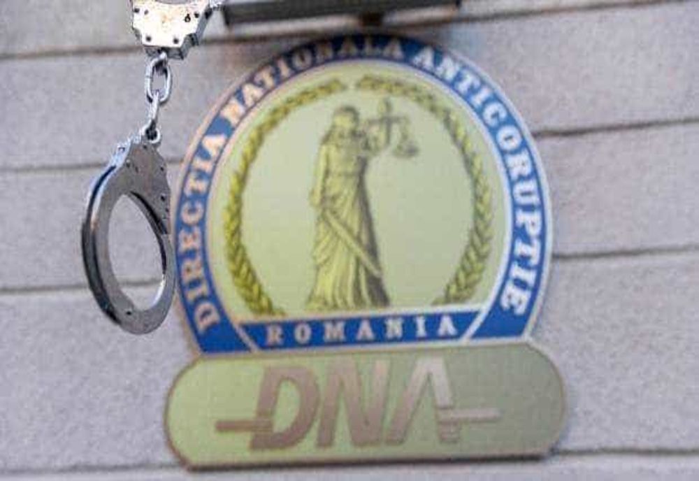 PERCHEZIŢII DNA ÎN CLUJ ȘI BISTRIȚA-NĂSĂUD. FUNCȚIONARI PUBLICI, SUSPECTAȚI DE CORUPȚIE