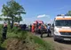 GALERIE FOTO: O familie spulberată de un TIR la Sascut. Oamenii se întorceau de la o nuntă și au oprit pe DN 2 cu mașina pe avarie