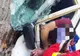 GALERIE FOTO: Un bărbat a murit după ce a ajuns cu mașina într-un copac de pe marginea drumului