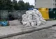 FOTO:Proprietarul unui apartament, amendat pentru că a aruncat molozul pe platforma de colectare a deșeurilor