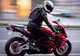 Protest tăcut cu flori și candele pentru motociclistul care a murit în accidentul de la Orizont