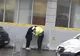 FOTO: Gestul deosebit al unui polițist local din Bacău: i-a oferit propriile mănuși unui om al străzii, care era înfrigurat