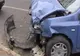 S-a urcat băut la volan și a spulberat poarta unei case