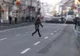 ATENŢIE PE UNDE TRAVERSAŢI ŞI CUM CONDUCEŢI ÎN APROPIEREA TRECERILOR PENTRU PIETONI!