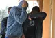 Hoți de mici! Trei adolescenți au furat un acumulator auto de la un tractor