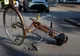 Accident între o bicicletă și o trotinetă electrică! Biciclistul beat a părăsit locul faptei